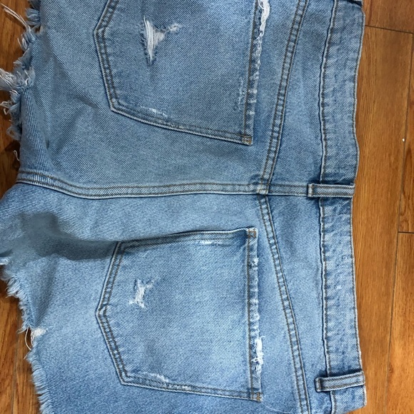 Jean shorts - Picture 2 of 3